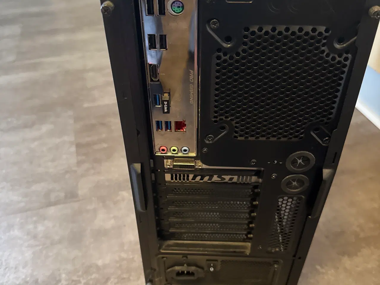 Billede 4 - Shark Gaming PC + BenQ 144Hz Skærm – i5, GTX 1060,