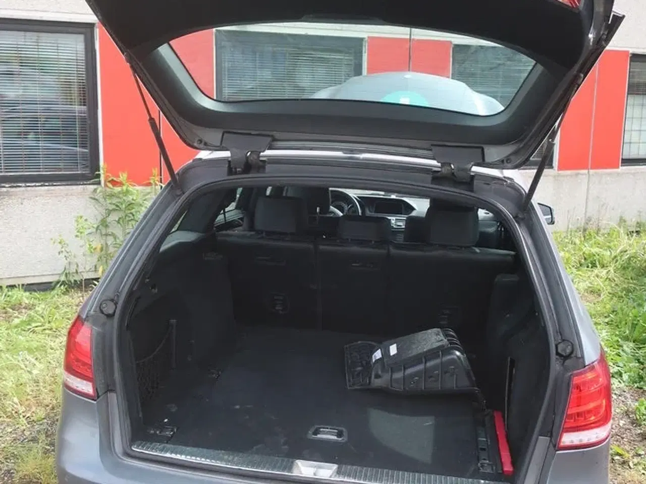 Billede 13 - Personbil MERCEDES E220 Bluetec diesel (momsfri)