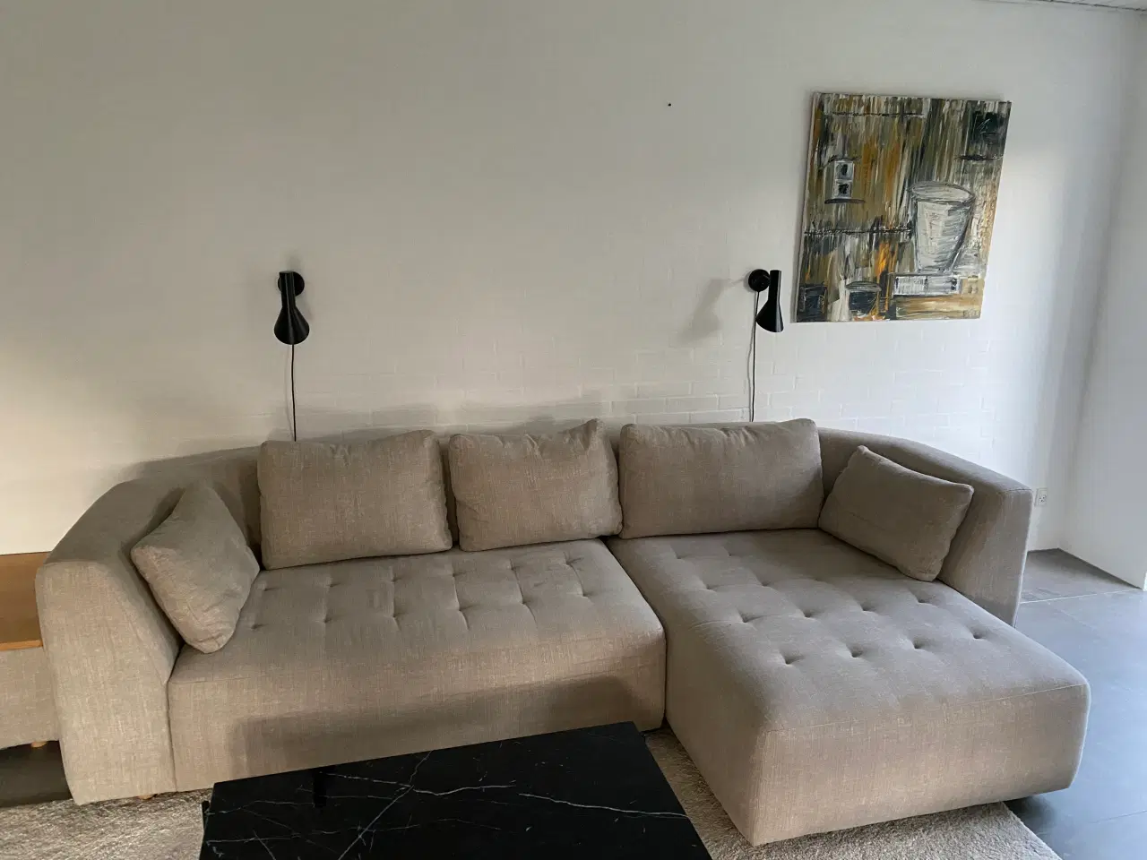 Billede 1 - Sofa med chaiselong i lys grå/beige inkl puff