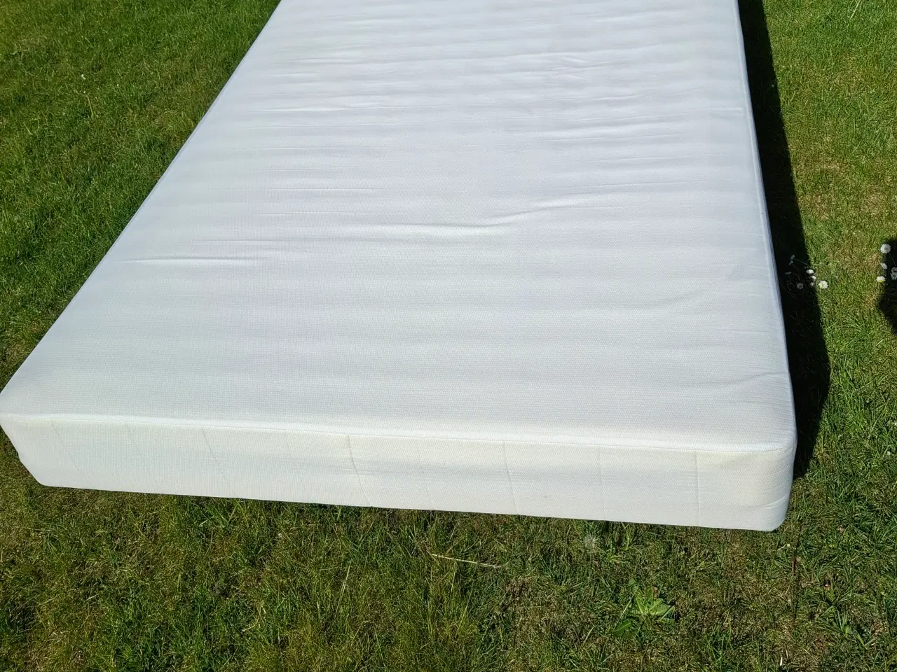 Billede 3 - Boxmadras 200x140 sælges