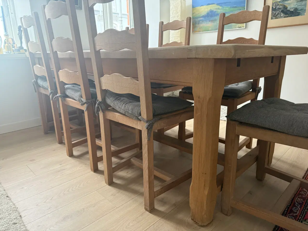 Billede 3 - Spisebord i massiv Eg