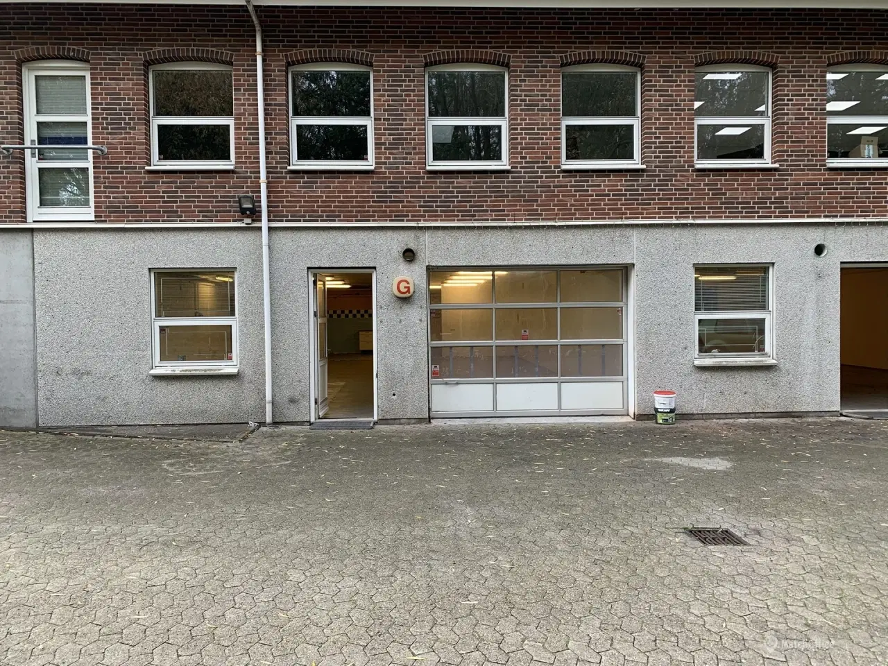 Billede 2 - Lager/showroom tæt på motorvej og offentlig transport