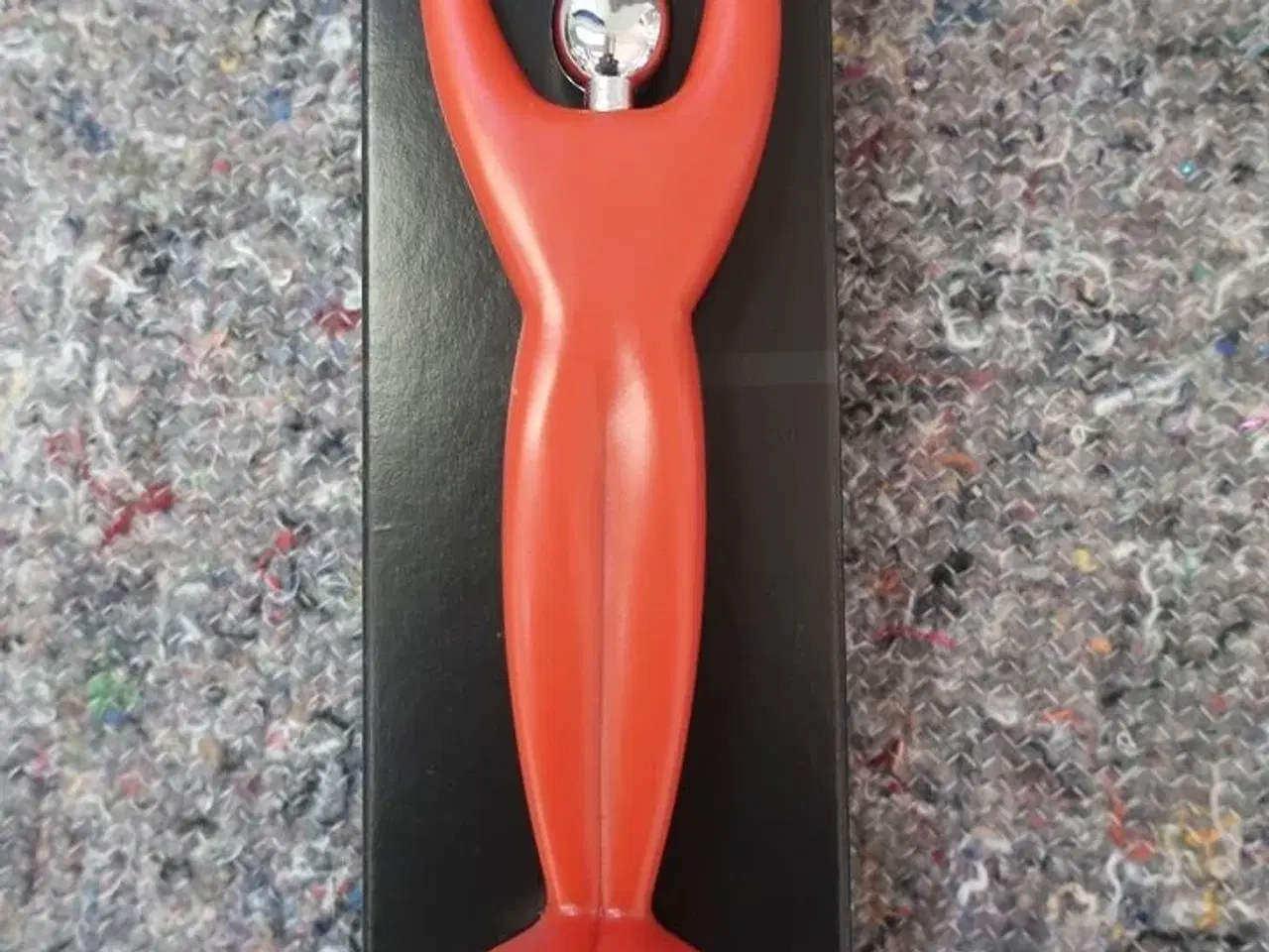 Billede 1 - Flaskeåbner BUGATTI GYM RED