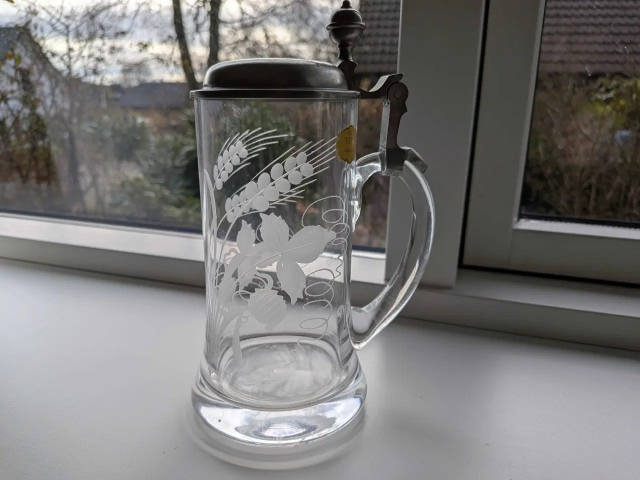 Billede 1 - Håndslebet krystal ølkrus med tinlåg