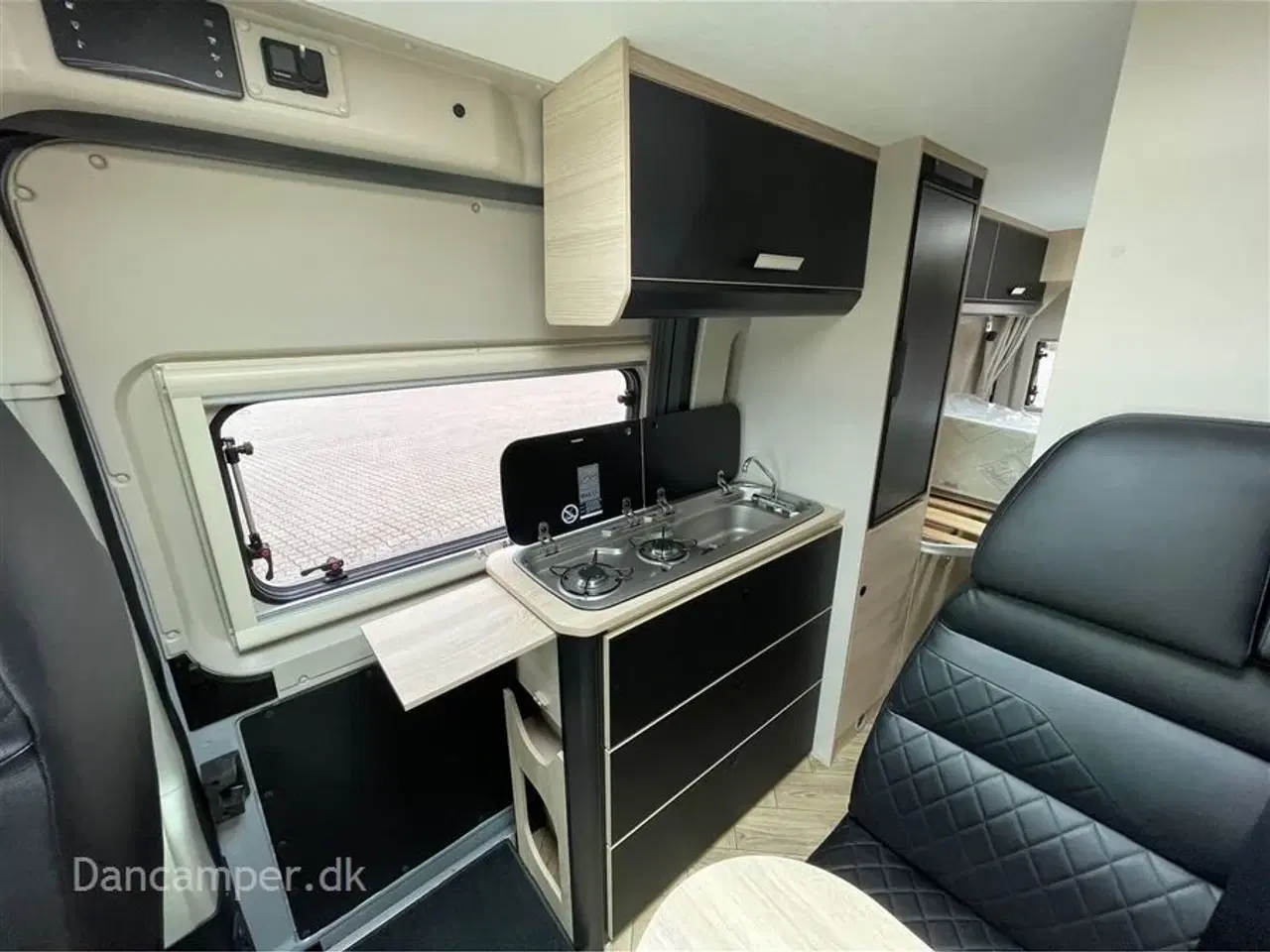 Billede 9 - 2024 - Chausson V697 Sport Line   Super vintercamper, 140 HK, 9-trins automatgear, tilbehørs-, connect-, safety- og artic pakke.