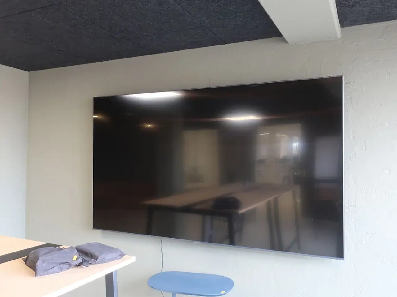 Billede 1 - Fjernsyn 85" SAMSUNG AU7105 85