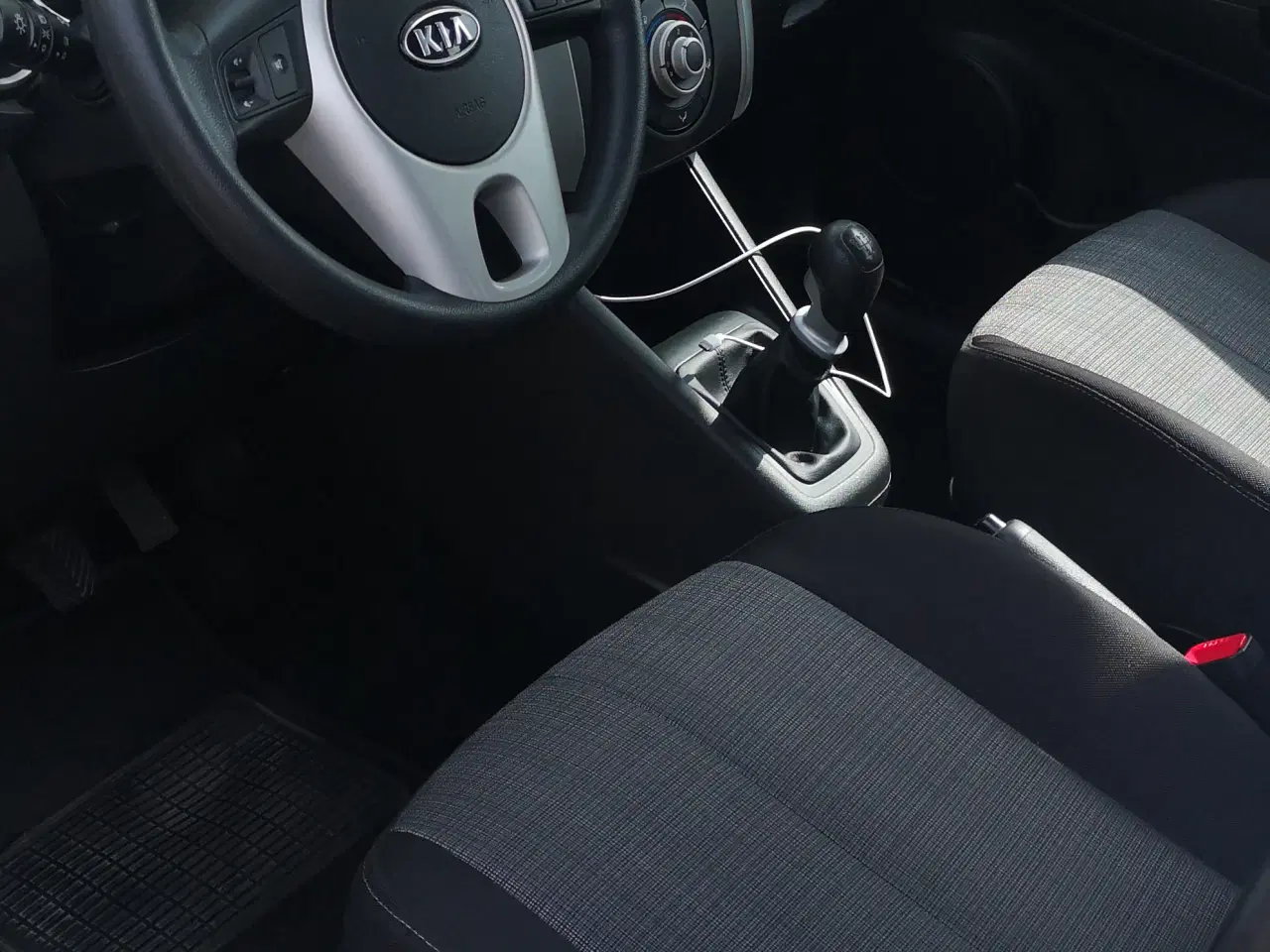 Billede 4 - Kia Venga med træk og ny kobling 