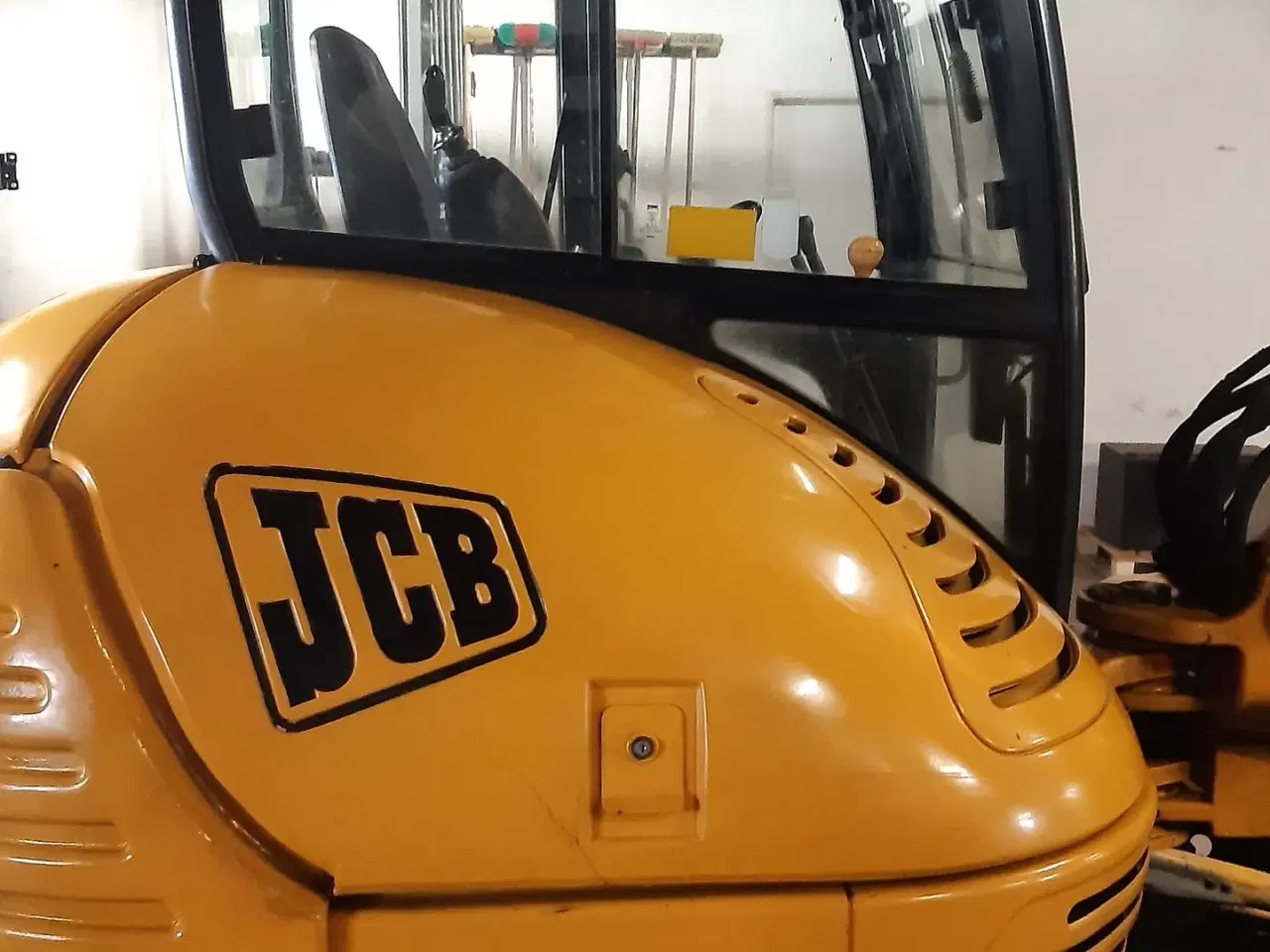 Billede 2 - JCB 8052 Rigtig fin gårdmaskine