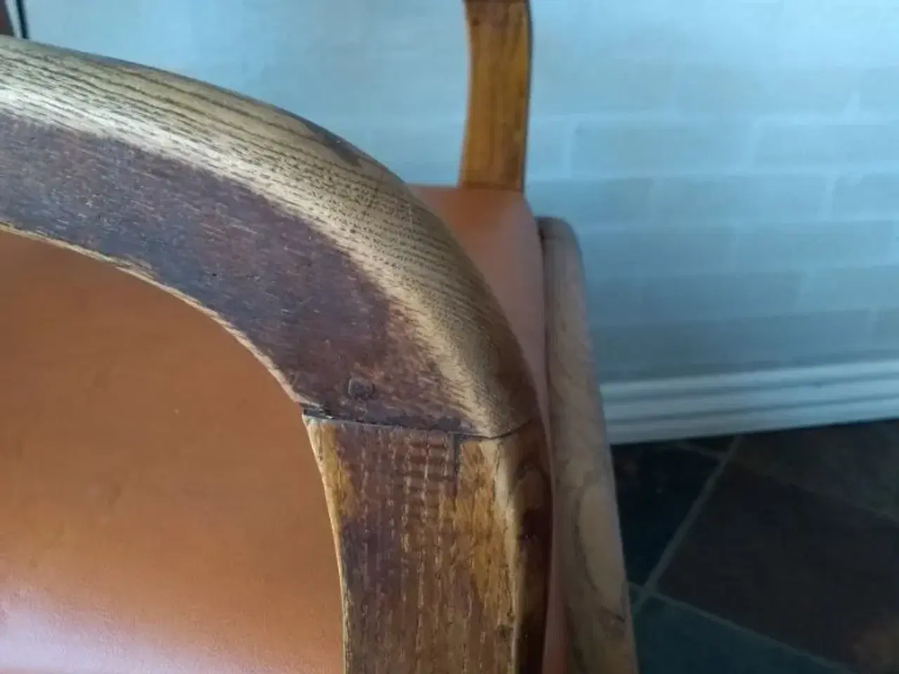 Billede 6 - Gamle stol med læder betræk