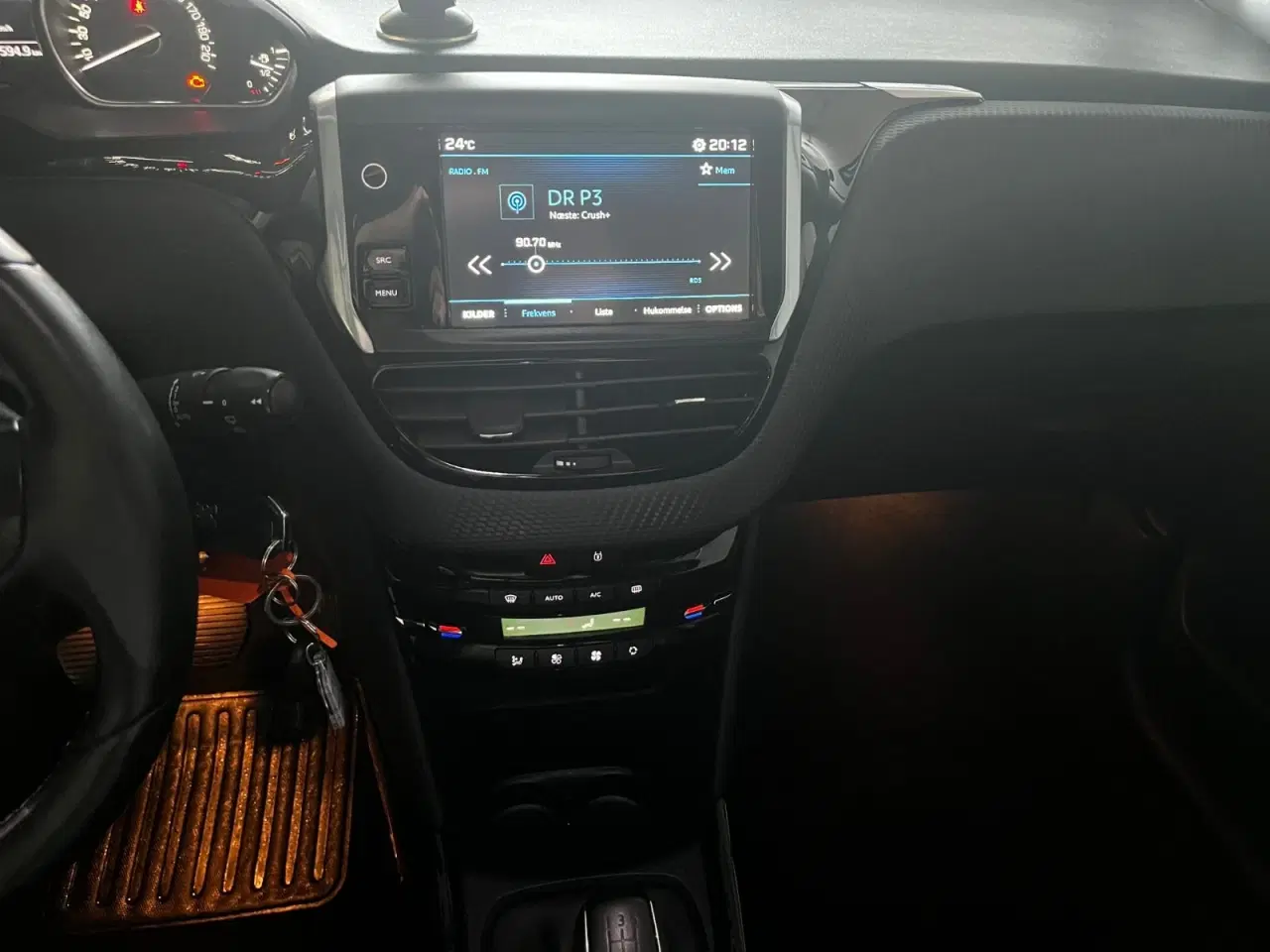 Billede 8 - Peugeot 2008 1,6 BlueHDi 100 Allure Sky
