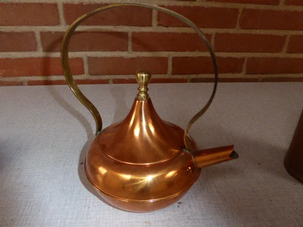 Billede 1 - kobber kedel , 13 cm. bred og 17 cm. høj