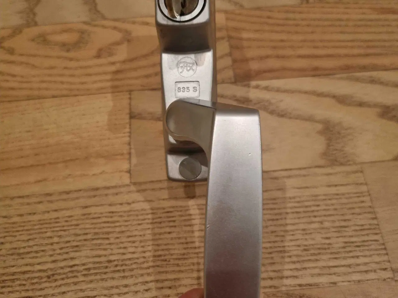 Billede 1 - Dørhåndtag med lås