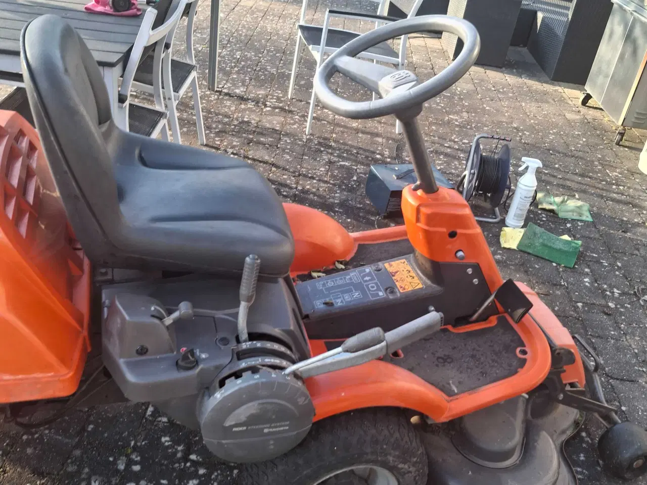 Billede 2 - Fin hűsqvarna  frontmonterrt
