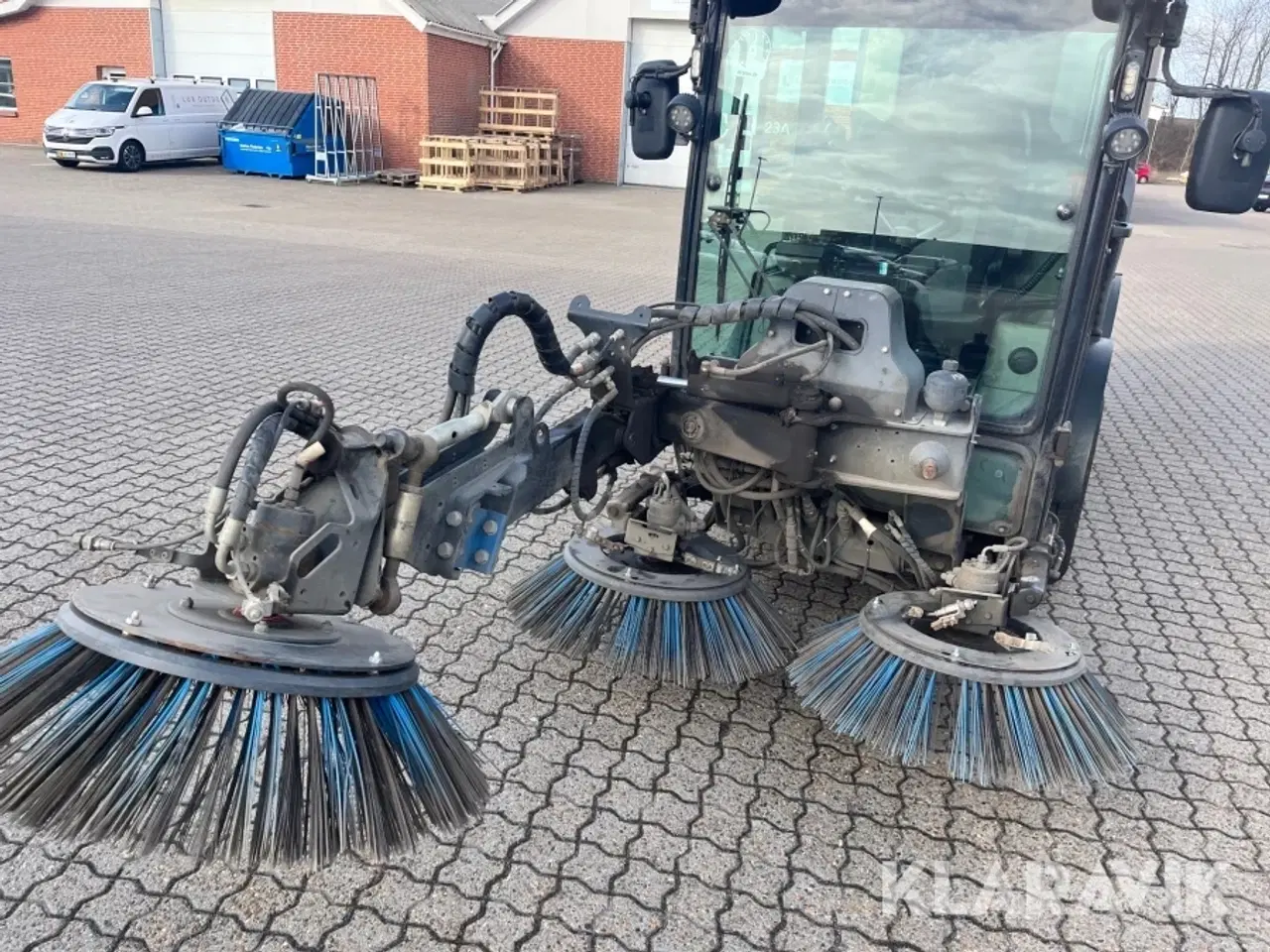 Billede 6 - Fejemaskine Multihog CV350