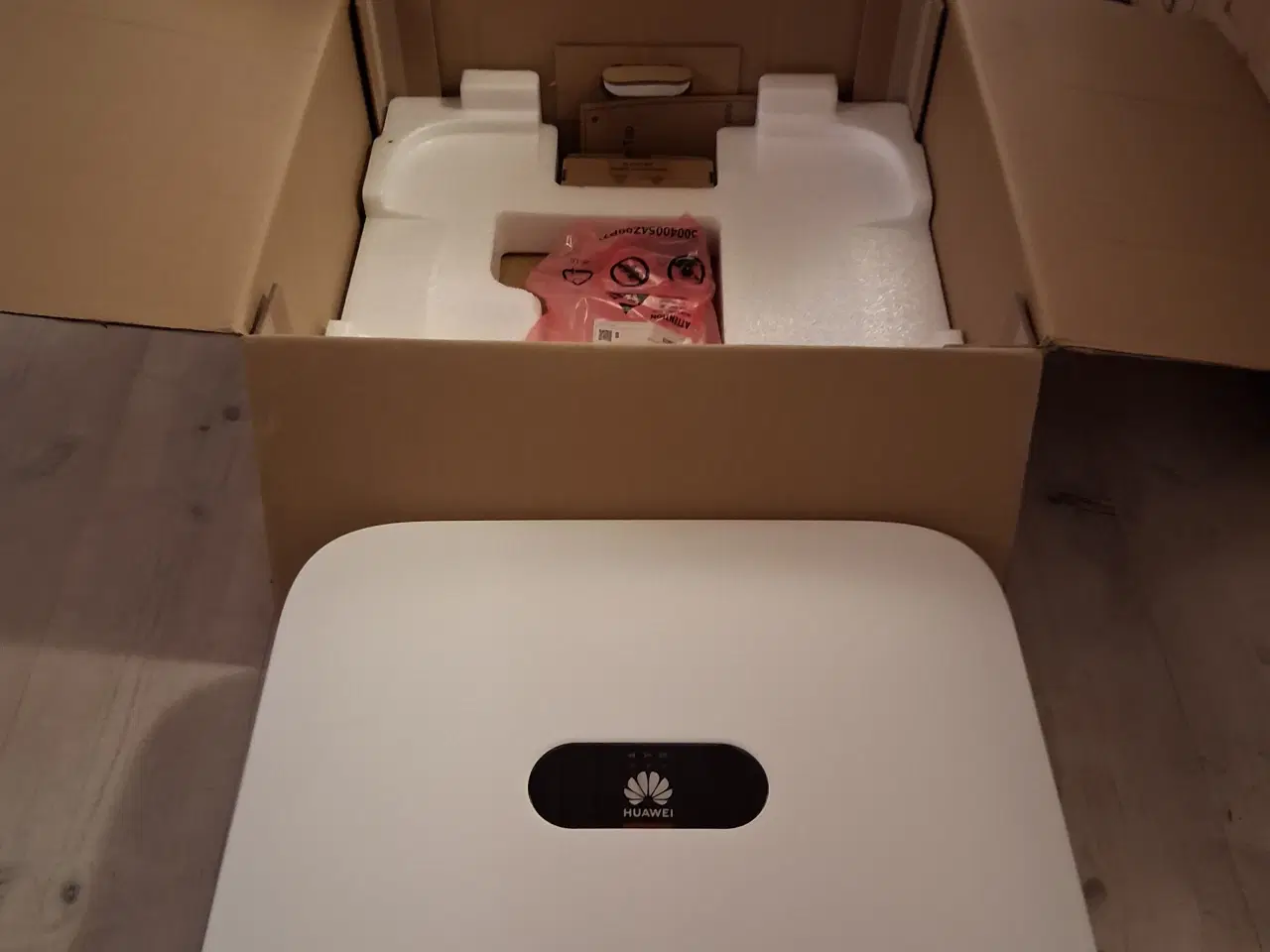 Billede 1 - Huawei Inverter SUN2000 5KTL-M1 - Inverter til hus