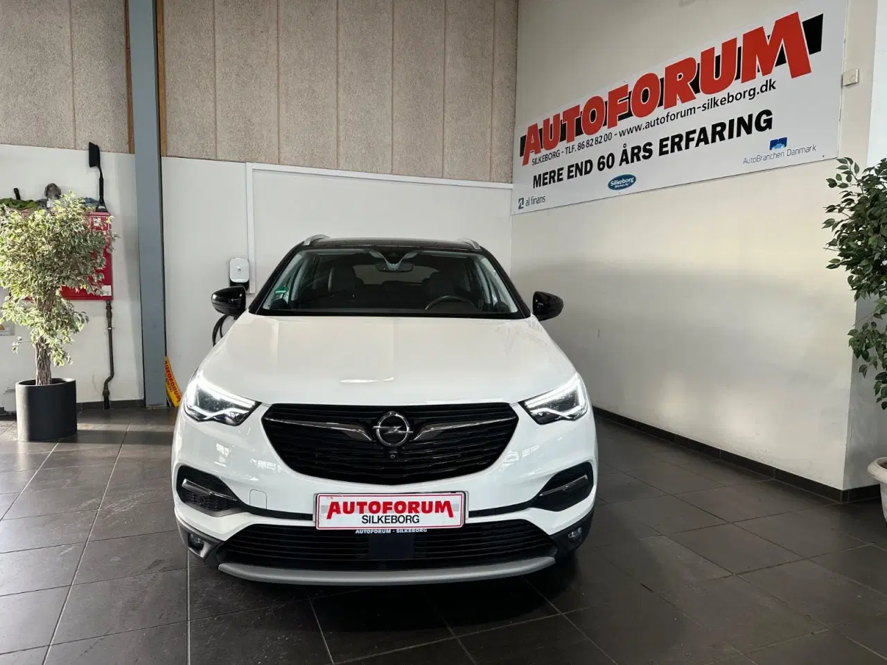Billede 2 - Opel Grandland X 1,6 Hybrid Ultimate aut.