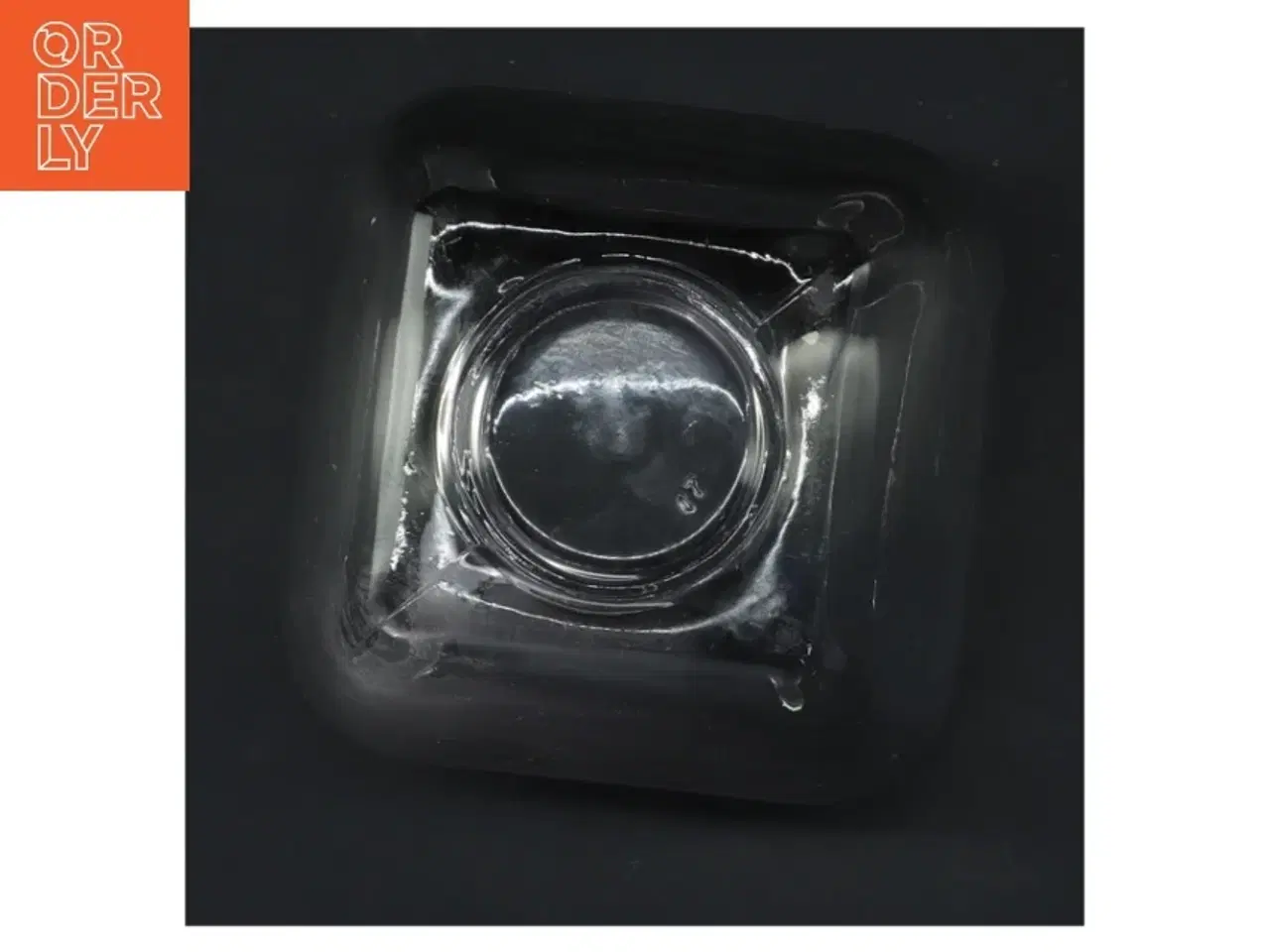 Billede 2 - Kvadratisk glas vase (str. 9,5x9,5 cm)