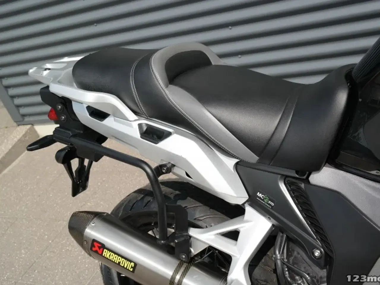 Billede 8 - Honda VFR 1200 X MC-SYD       BYTTER GERNE