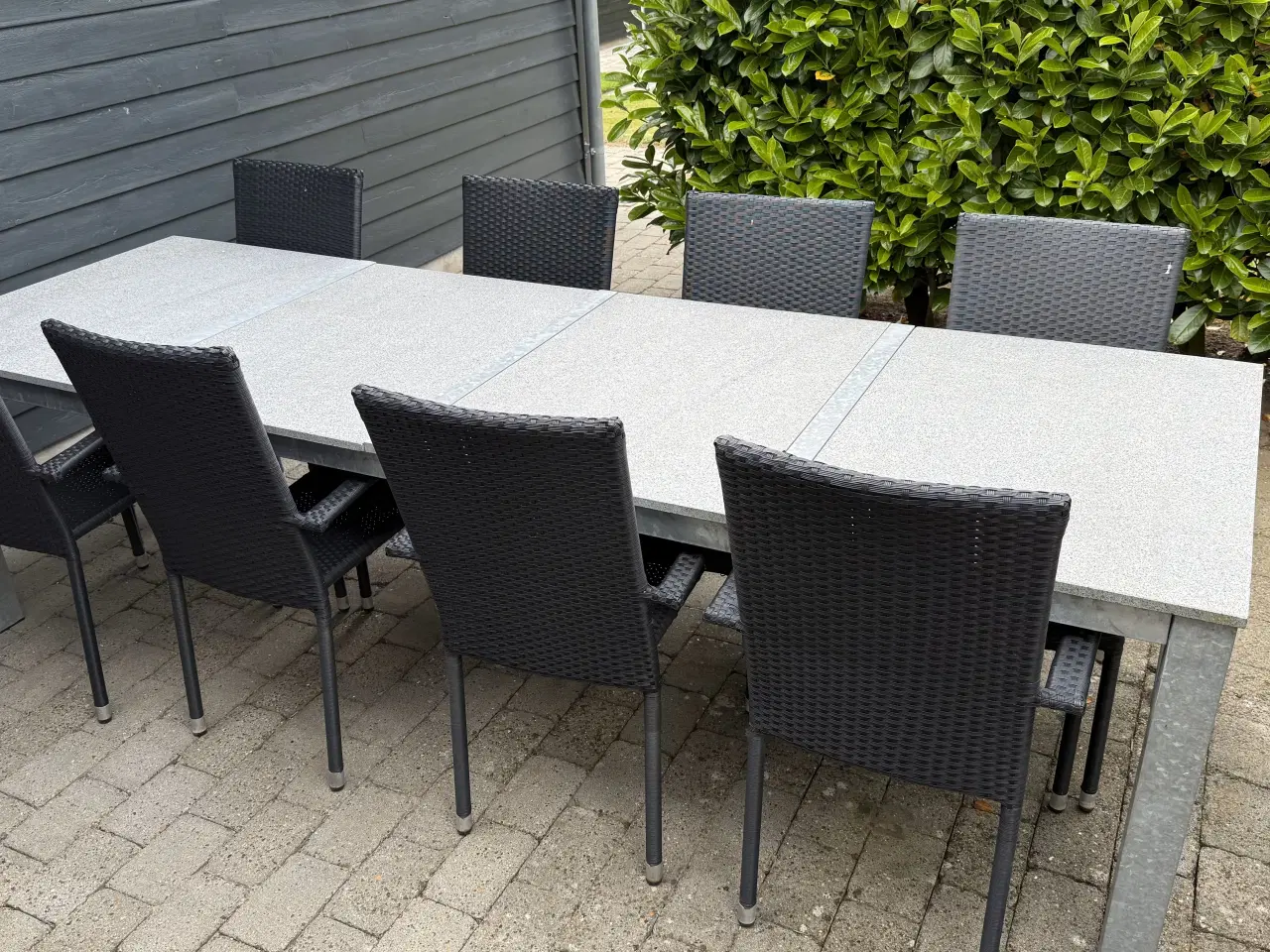 Billede 1 - Havebord med granit bordplade