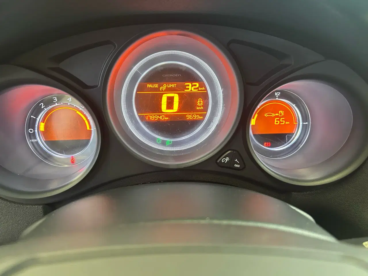 Billede 9 - Citroën C4 HDI 90 92HK 5d