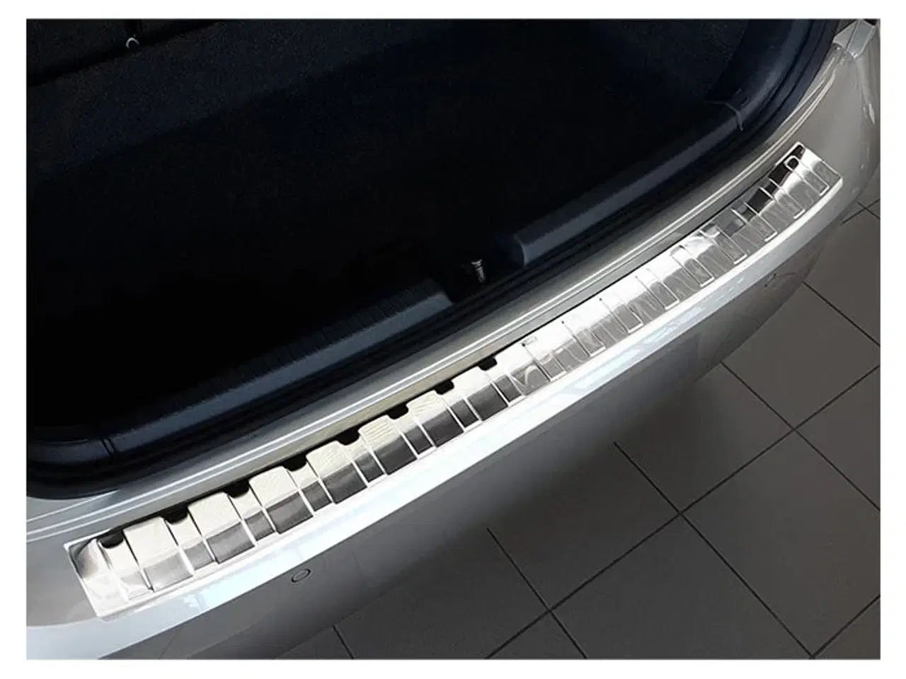 Billede 1 - Læssekantbeskytter VW Polo VI Hatchback 5D 2017- Stål