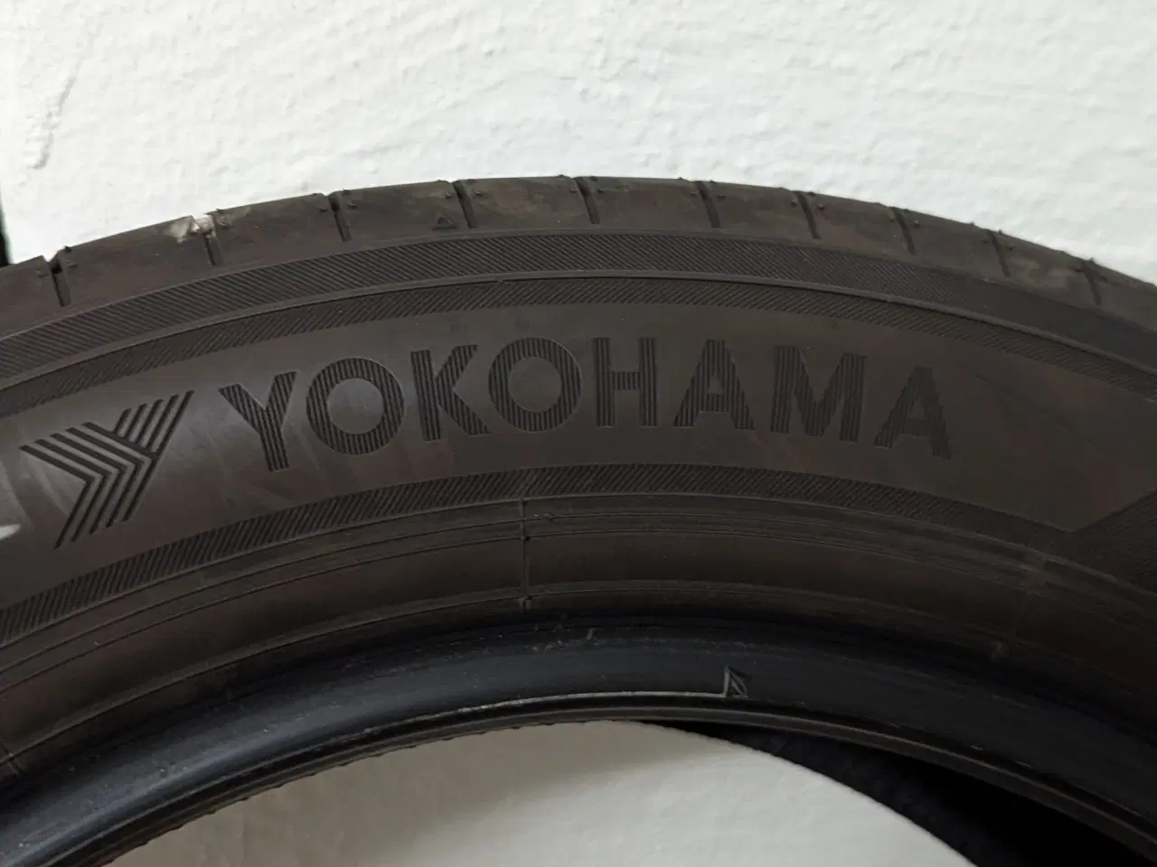 Billede 5 - Sommerdæk Yokohama 225/55 R18