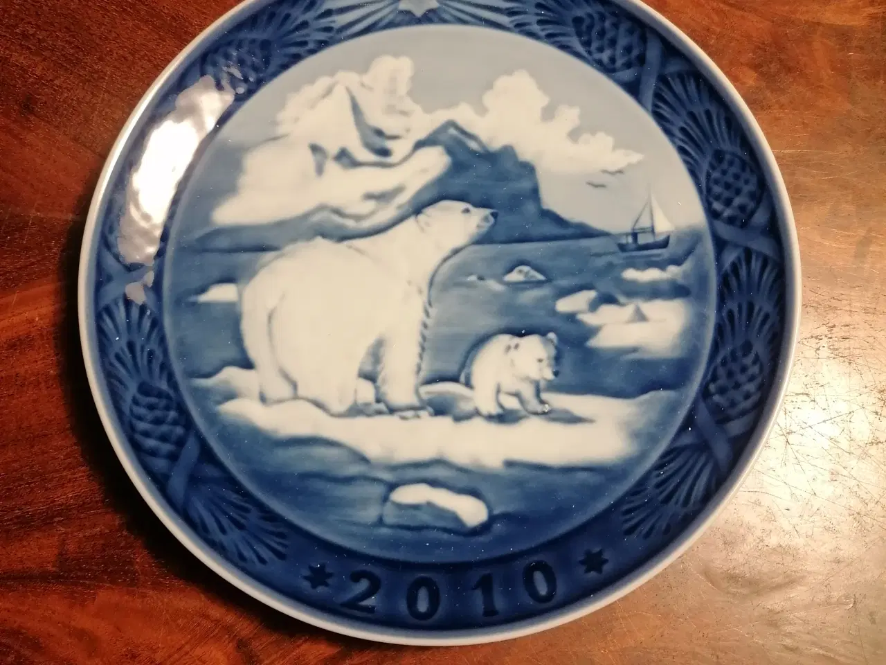 Billede 1 - Royal Copenhagen juleplatte 2010 