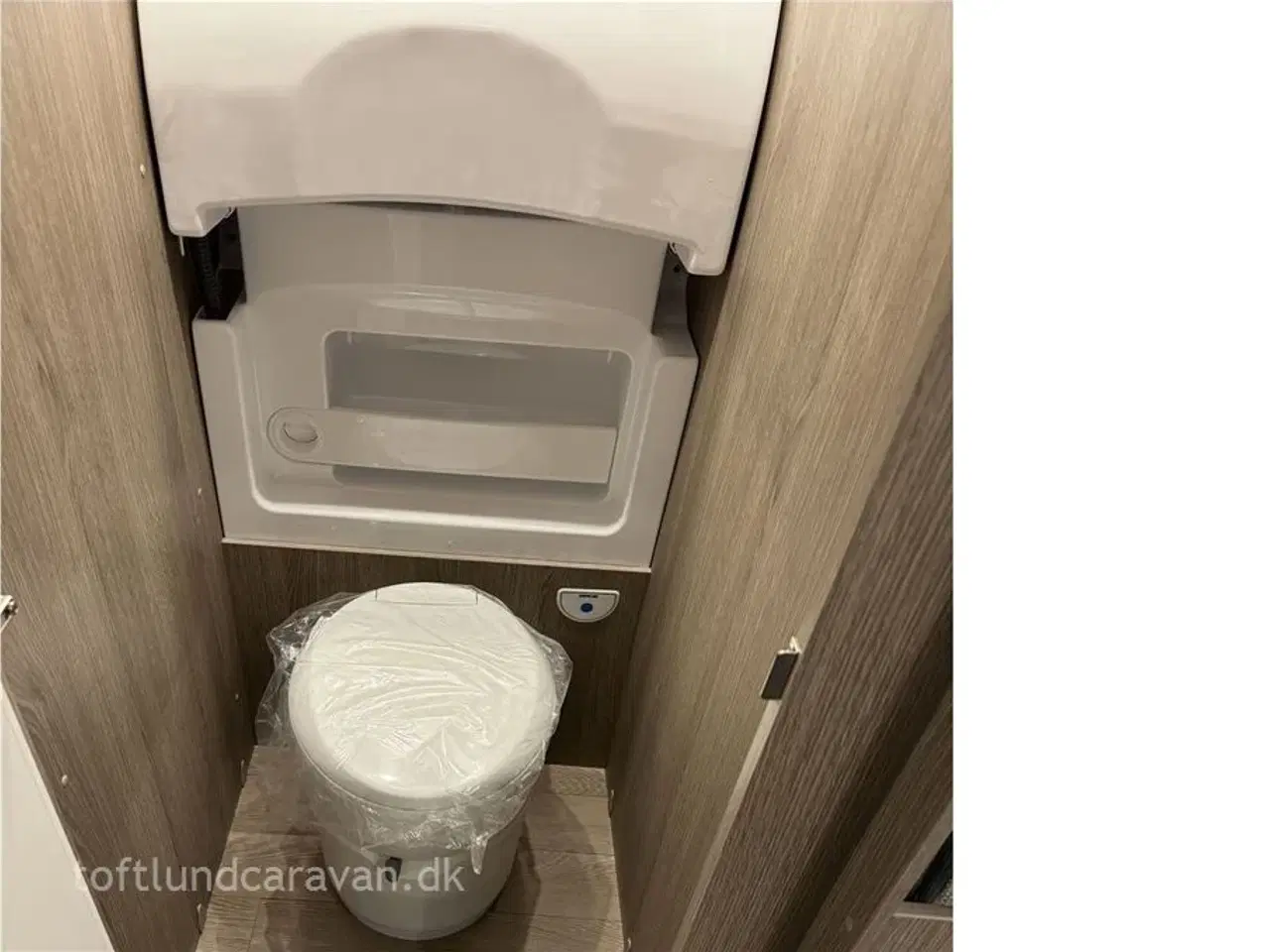 Billede 13 - 2024 - Hobby On Tour 470 KMF   Sønderjyllands aut. HOBBY forhandler. Denne vogn er NU PÅ LAGER TIL OMGÅENDE LEVERING !!