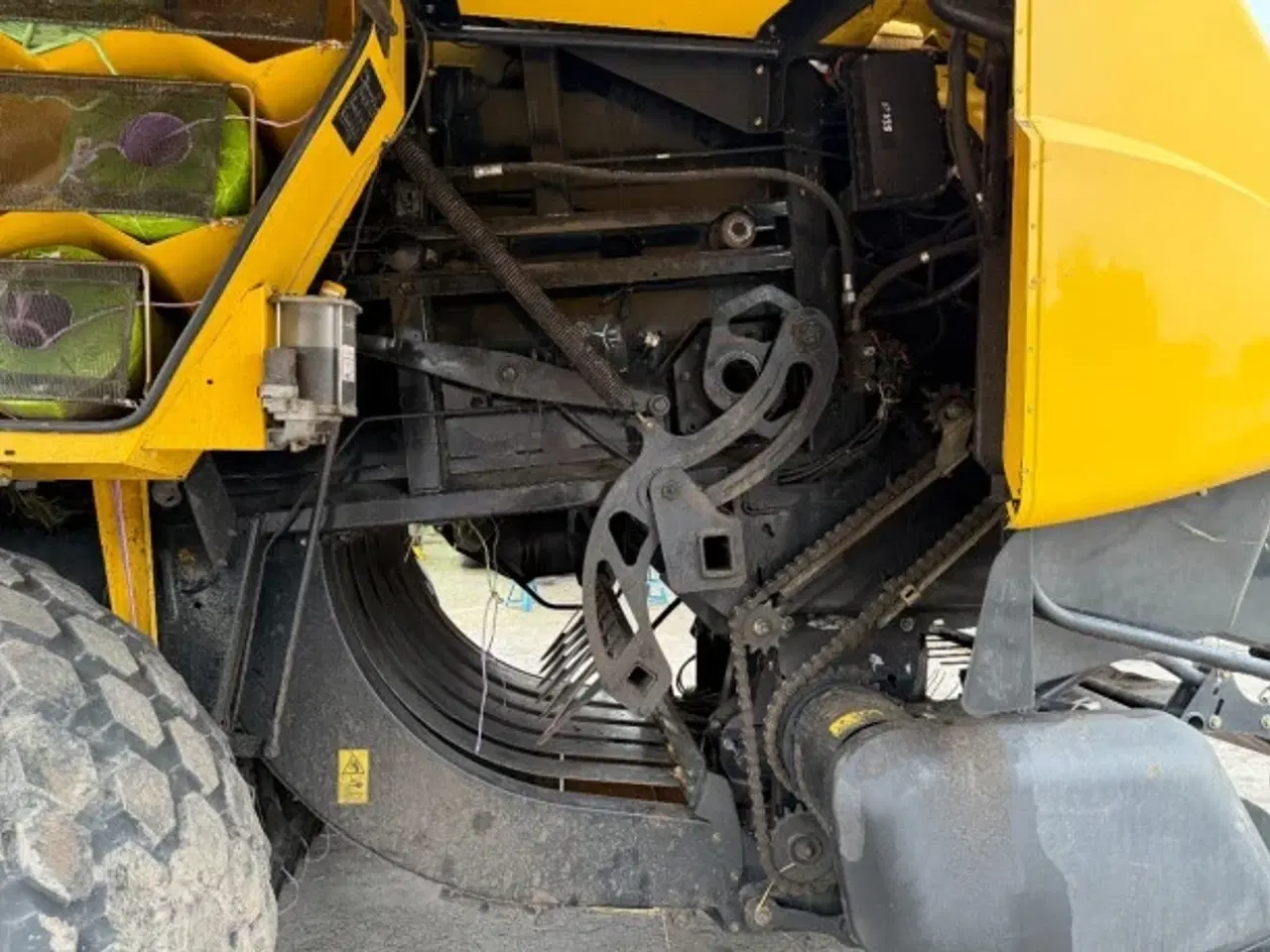 Billede 6 - New Holland BB9090 Sælges i dele/For Parts