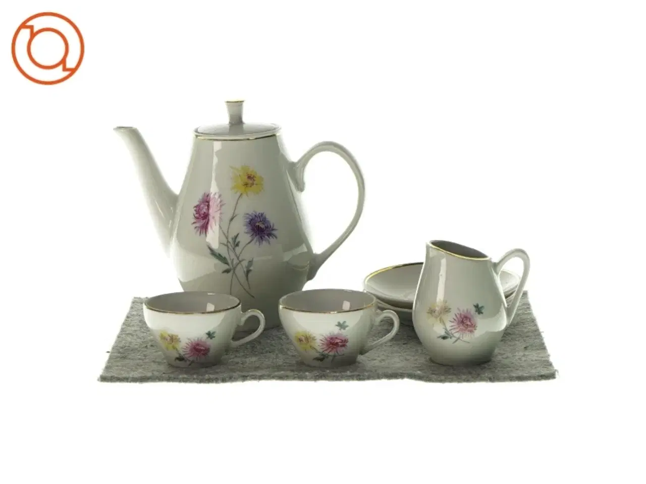 Billede 1 - te eller kaffestel i porcelæn til leg (str. 4 x 5 og 7 x 4 og 10 og 13 x 5cm)