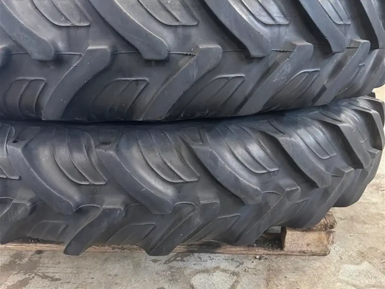 Billede 6 - Taurus 300/95 R46 270/95R32