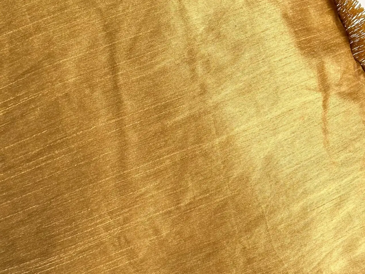 Billede 4 - Pyntepude, gyldenbrun m frynser