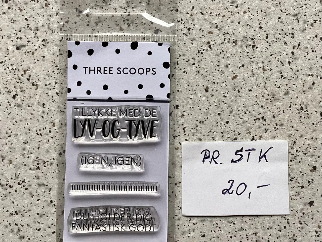 Billede 13 - Scrapbook dies, forskellige sæt, punch mm.  Fra