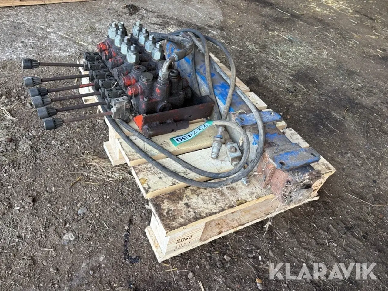 Billede 4 - Hydraulisk ventilblok og støtteben