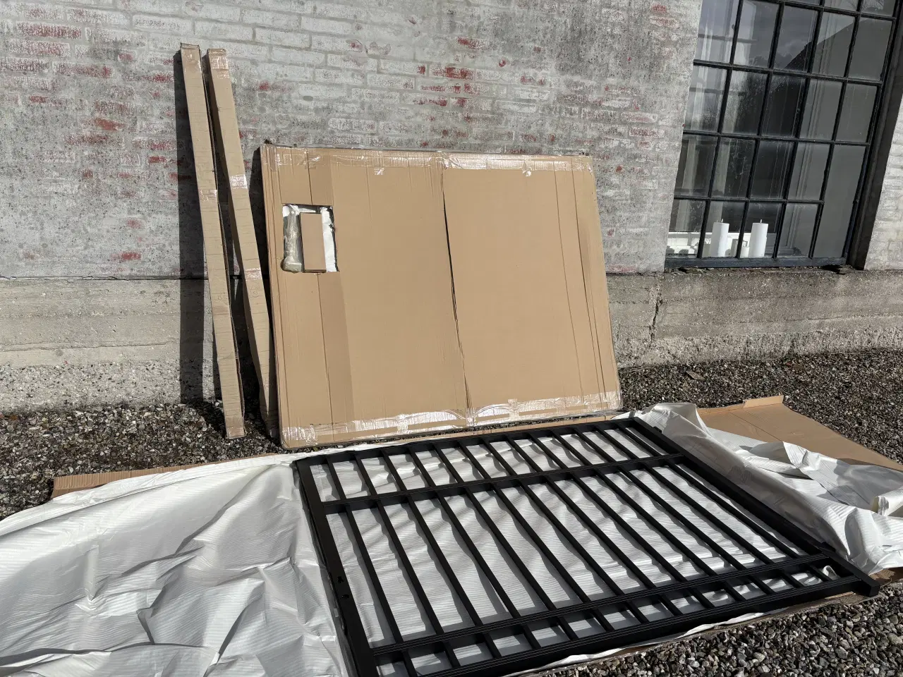 Billede 1 - Port til indkørsel