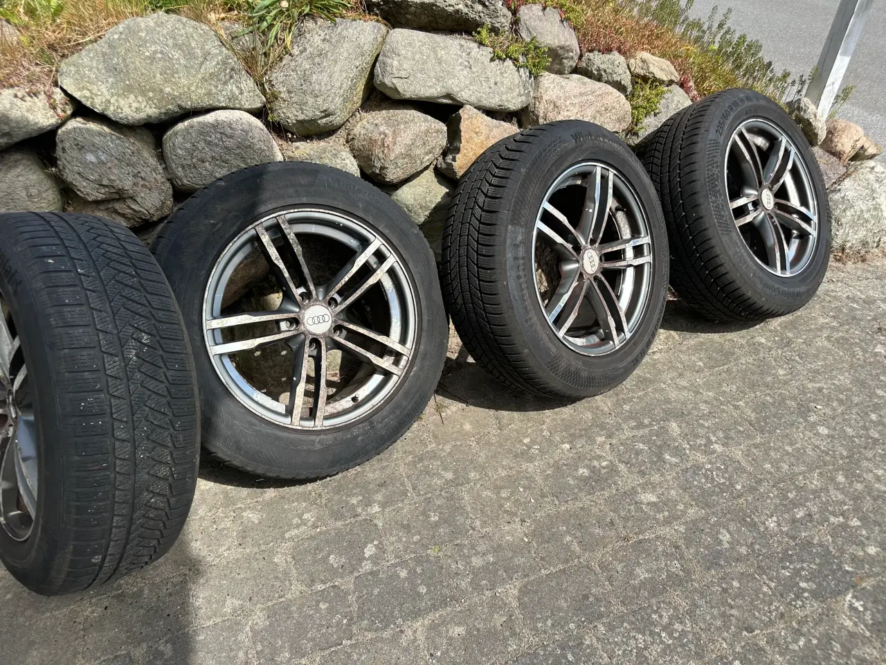 Billede 2 - Audi fælge med dæk