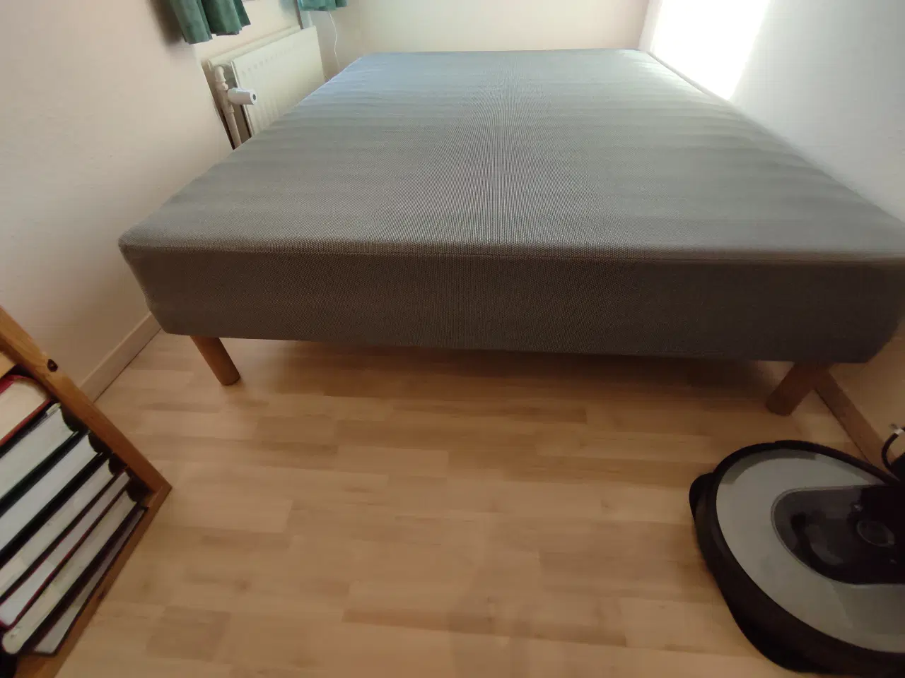 Billede 1 - Boxseng 140 cm bred