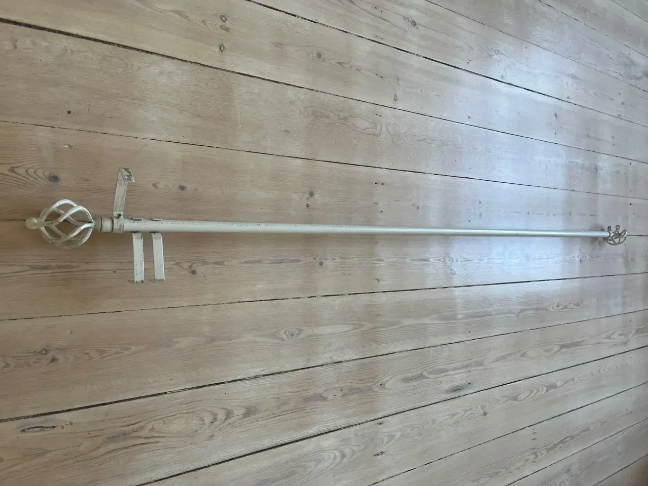 Billede 1 - Gardinstang med udtræk, 150-300 cm