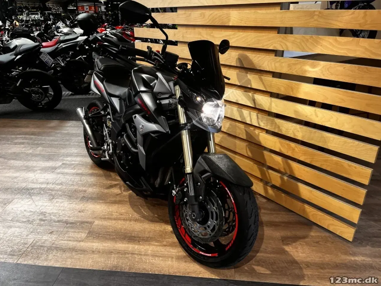 Billede 2 - Suzuki GSR 750