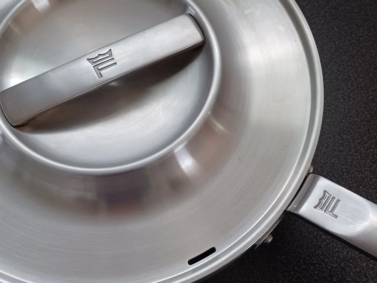 Billede 2 - Sauterpande med låg. Fiskars. 26 cm. Ny ubrugt.