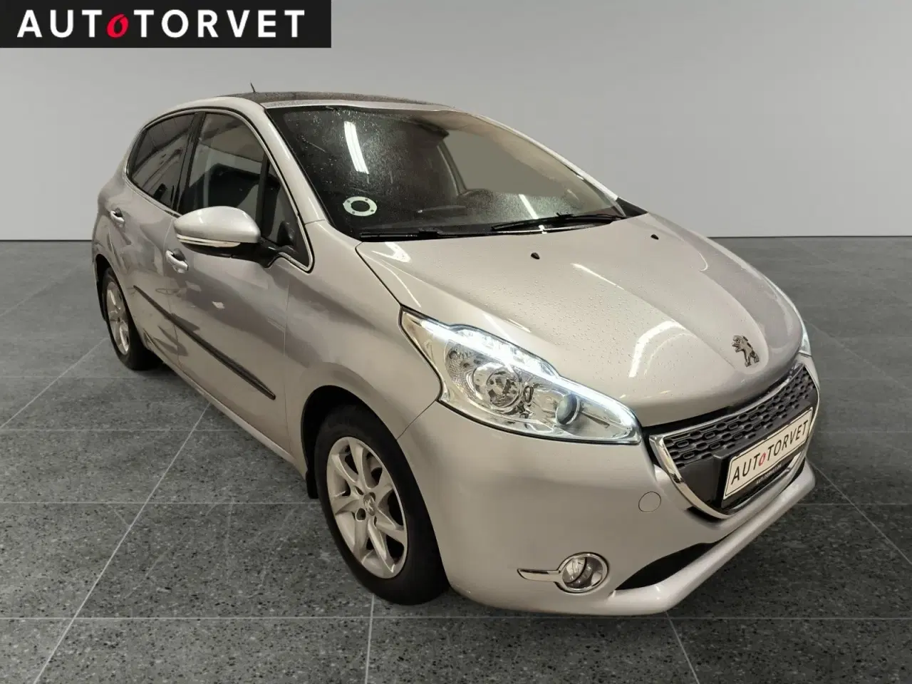 Billede 2 - Peugeot 208 1,2 VTi Allure Sky