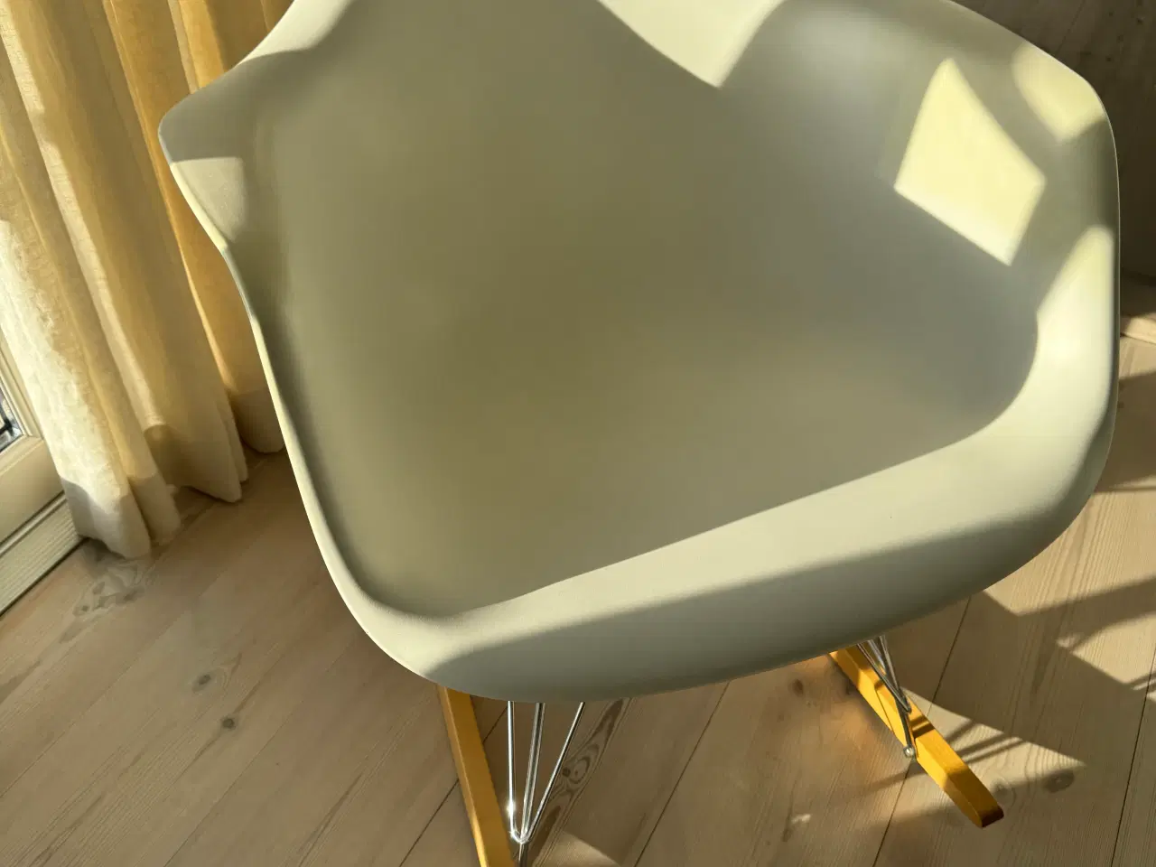 Billede 3 - Charles Eames gyngestol 