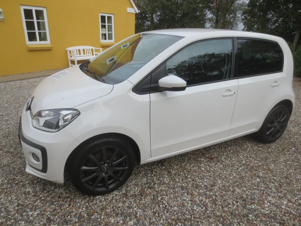 Billede 9 - VW Up ! 1.0 i Årg 2016 Nysynet. 