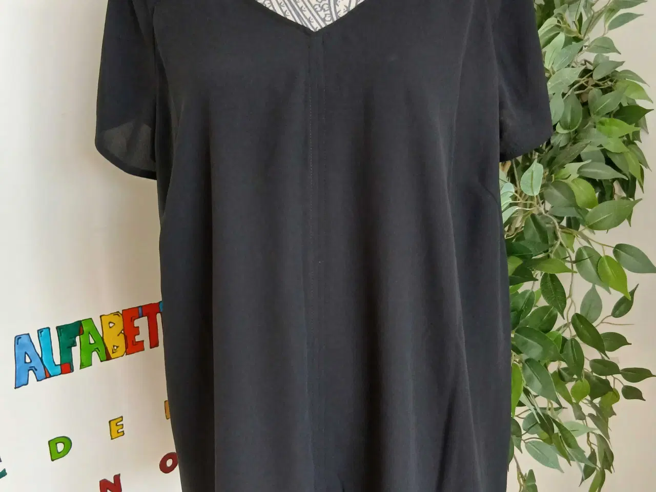 Billede 1 - Top. Any Way. Medium/38