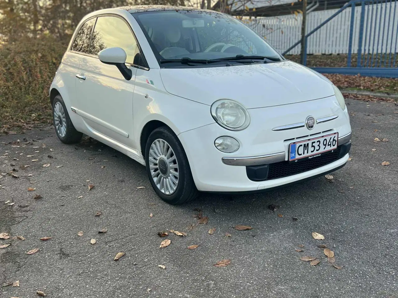 Billede 3 - Populære Fiat 500 med glastag og lav KM. 