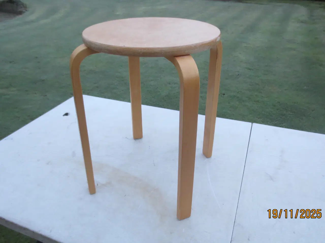 Billede 1 - 1 stk Rund Taburet Diameter 32 cm