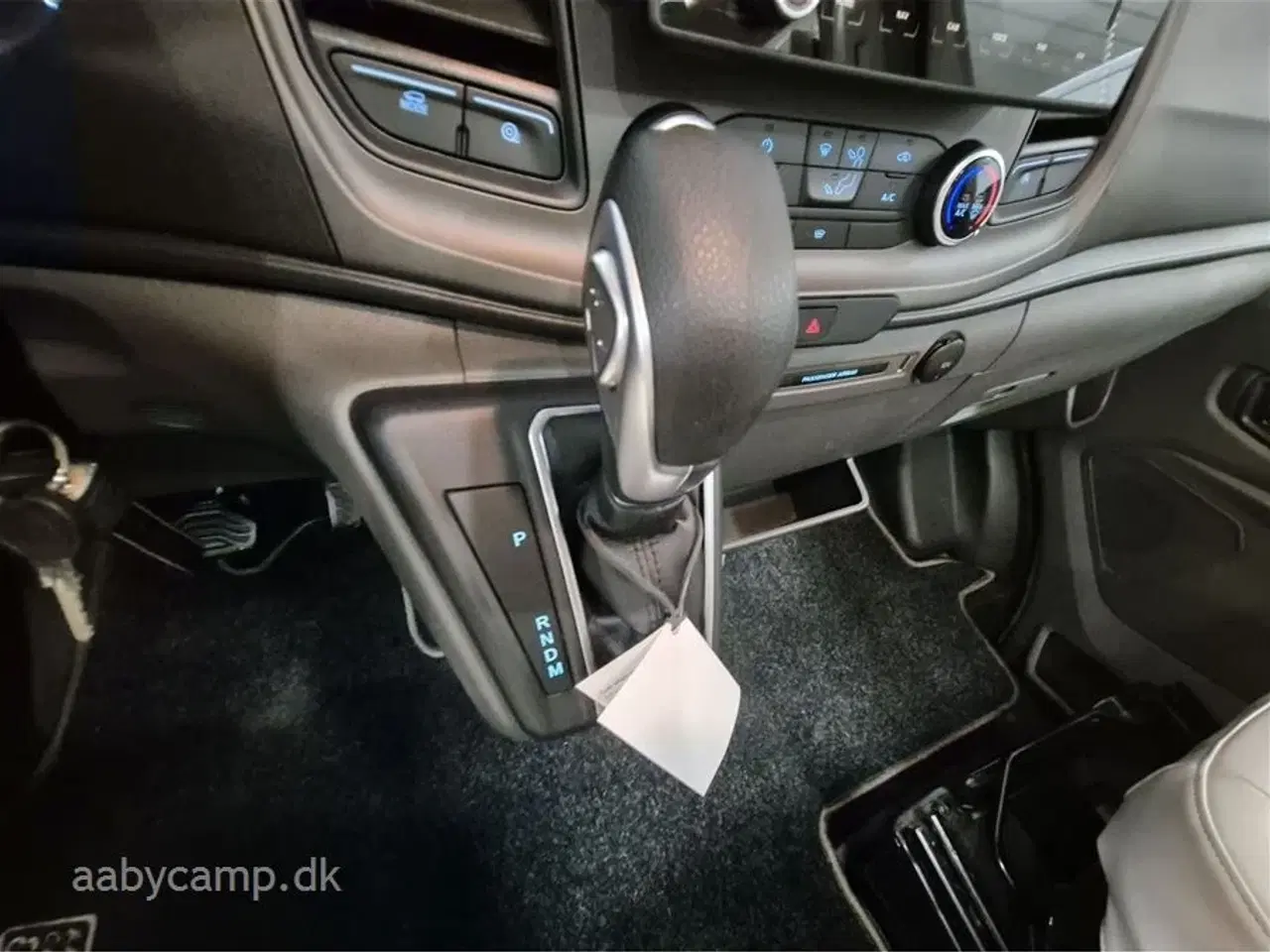 Billede 7 - 2024 - Benimar Tessoro T463 Special Edition   Nk. pakke. Automatgear. solceller. markise. to stk. 95Ah Batterier. smart tv med soundbar. lyse lædersæder.  KUN 16000 KM!!!