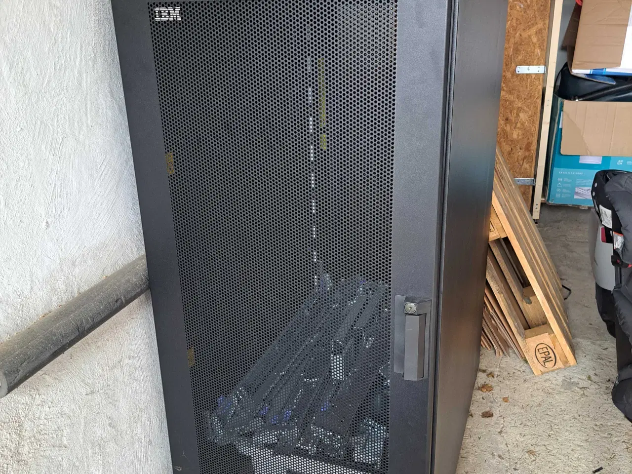 Billede 2 - IBM 25U fulddybde rackskab 