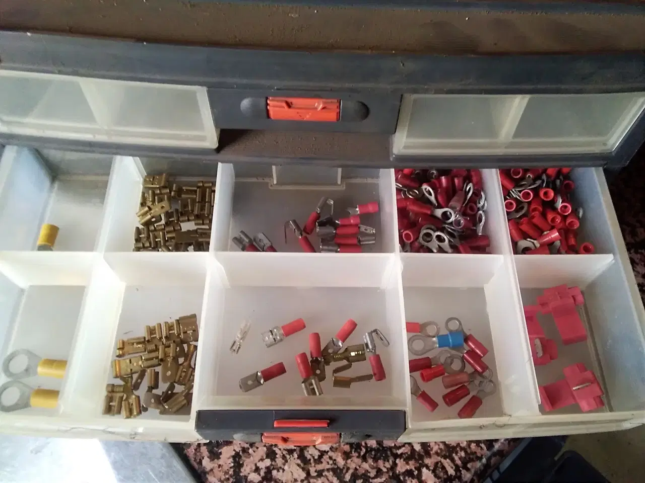 Billede 6 - Reol m dioder kabelsko sikringer oma Det meste NYT