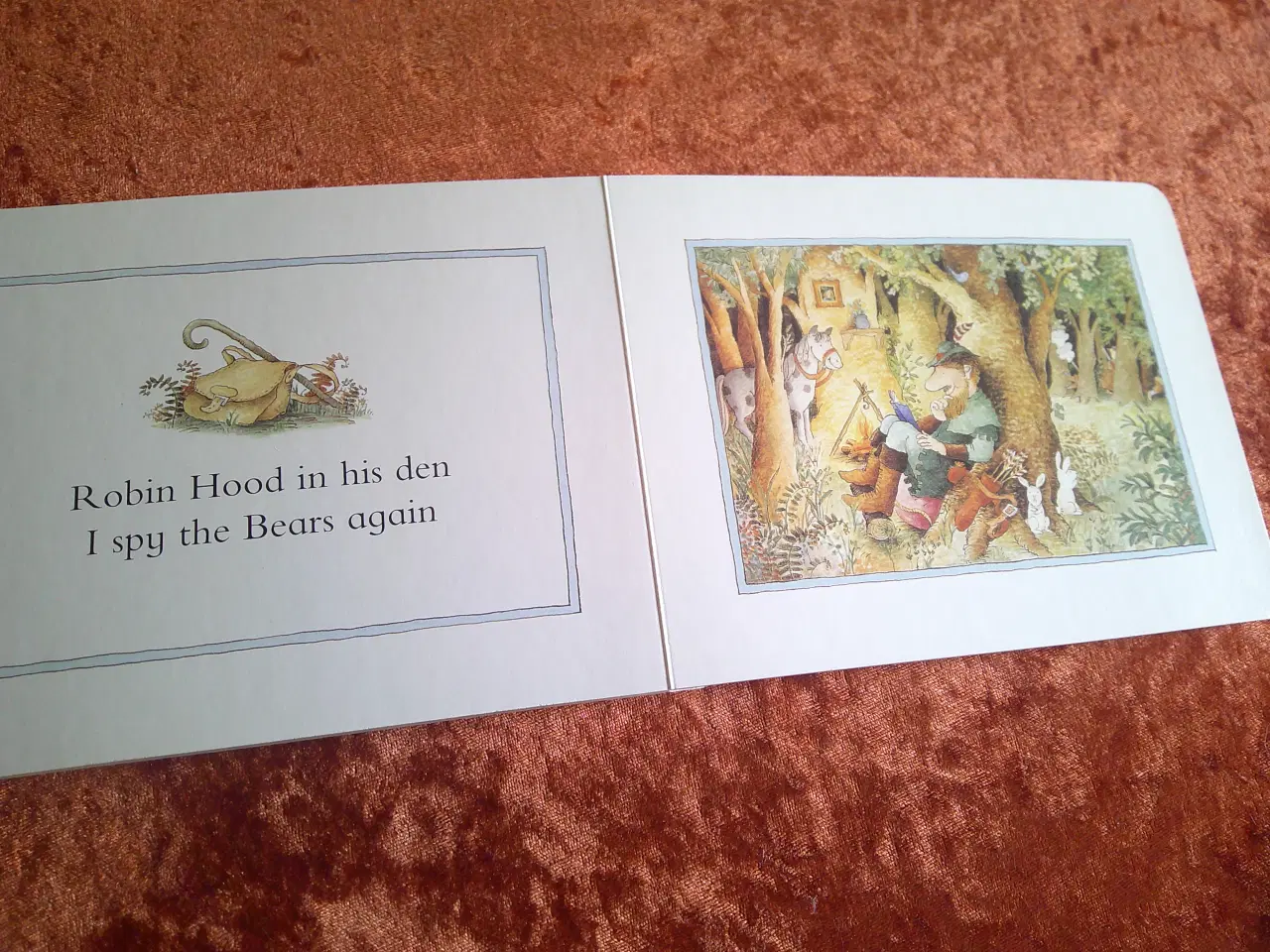 Billede 4 - Each peach pear plum, Janet Ahlberg, Allan Ahlberg